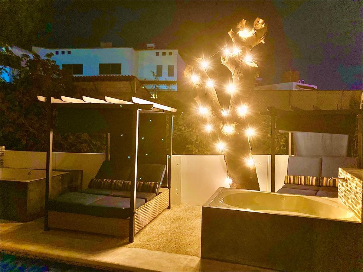 Loft Arte Y Diseno Alberca Climatizada, Amenidades Y Lujo, Terraza Privada Con Asador De Carbon, Cuernavaca Somos Los Unicos Que Te Ofrecemos Para Tu Uso Personal Y Exclusivo 2 Jacuzzis Con Agua Caliente Y Sistema De Hidromasaje Tipo Spa Extérieur photo