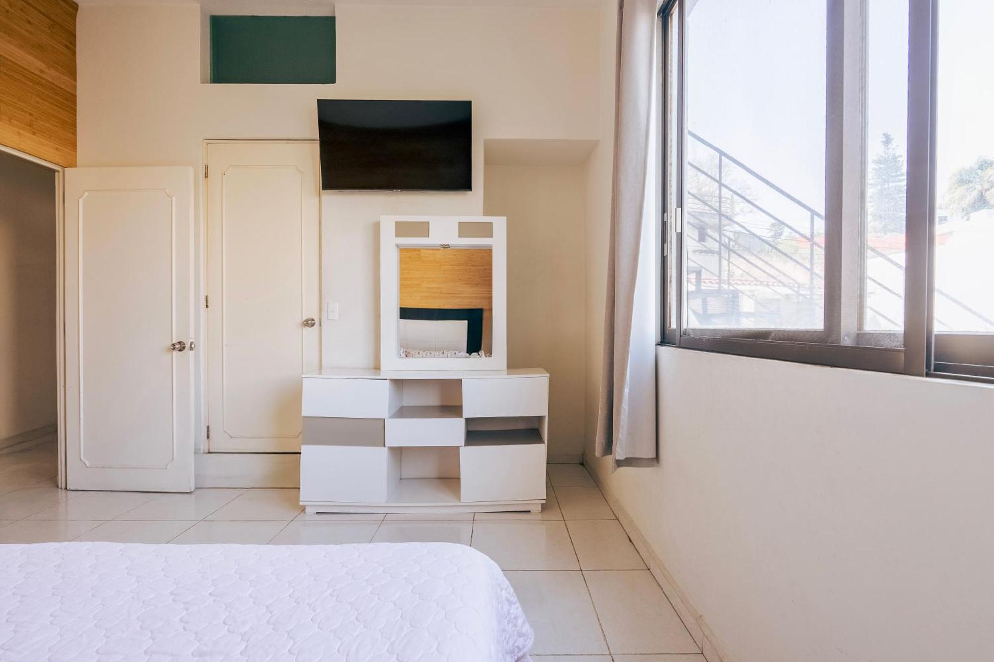 Loft Arte Y Diseno Alberca Climatizada, Amenidades Y Lujo, Terraza Privada Con Asador De Carbon, Cuernavaca Somos Los Unicos Que Te Ofrecemos Para Tu Uso Personal Y Exclusivo 2 Jacuzzis Con Agua Caliente Y Sistema De Hidromasaje Tipo Spa Extérieur photo
